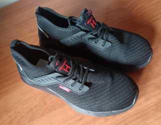 Zapatillas seguridad Hitmars negras y rojas