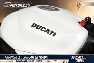 DUCATI Panigale V2 *ESCAPE ARROW*