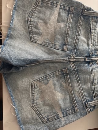 Vaqueros cortos Bershka talla 32