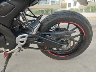 Yamaha MT-125 Negra/Roja