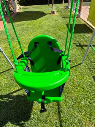 Columpio para infantil verde