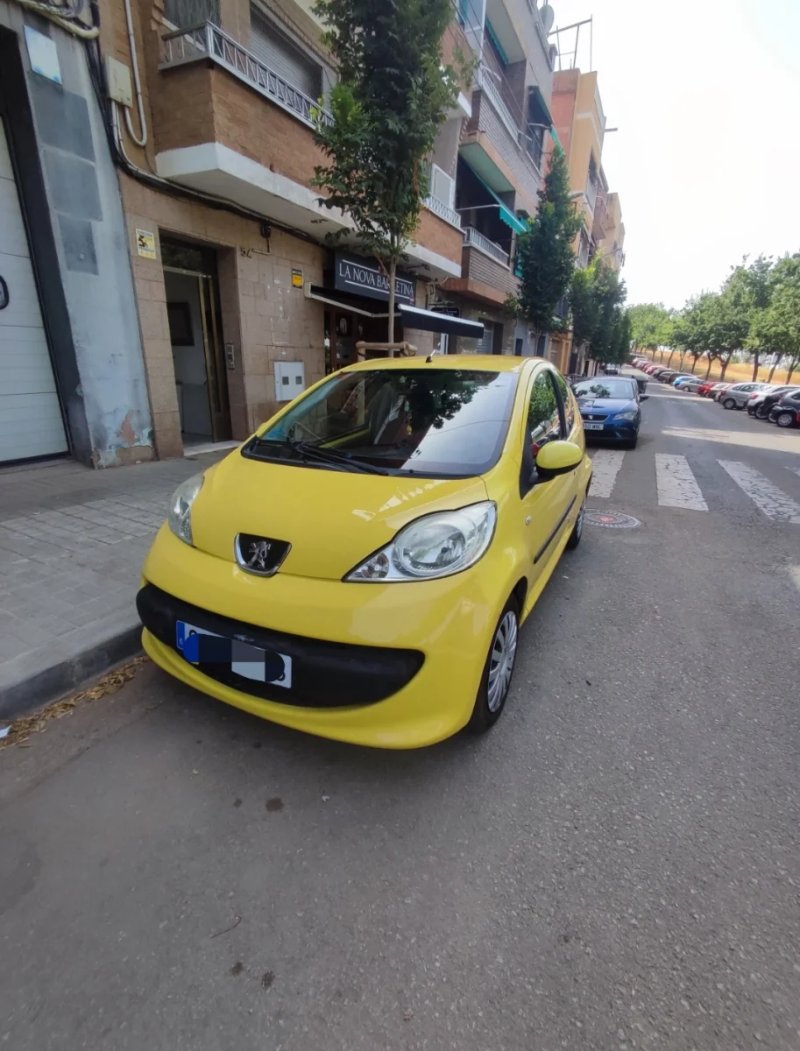 Peugeot 107 2006 - foto 1