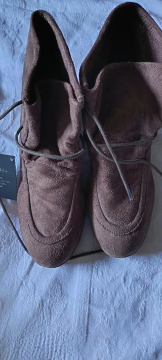 Botines cuña ante marrón Talla 40