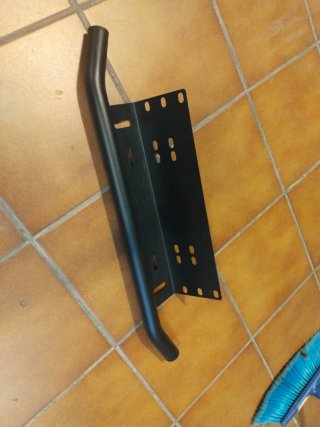Soporte matrícula con defensa
