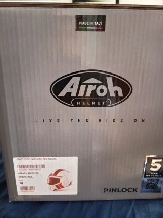 Casco modular marca airoh modelo matisse