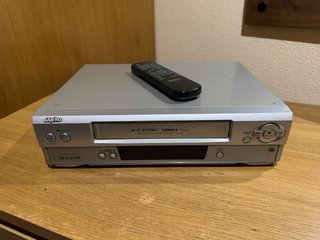Reproductor VHS Sanyo Hi-Fi Stereo