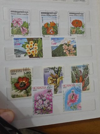 Francobolli Flora Tropicale