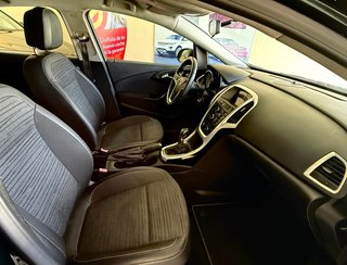 Opel Astra 2015