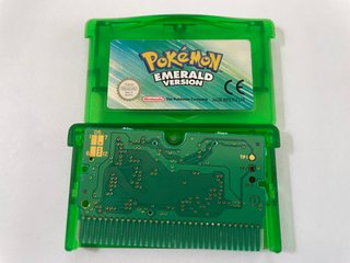 Pokemon Emerald Version Nintendo Game Boy Advance