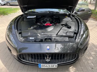Maserati GranTurismo S 4,7 V8  shift F1