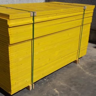 Tableros de encofrar amarillos