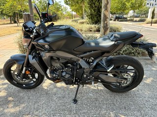 Yamaha MT-09 Negra