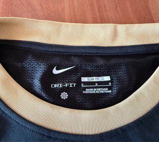 Camiseta Nike Dri-FIT Negra y Gris Talla L