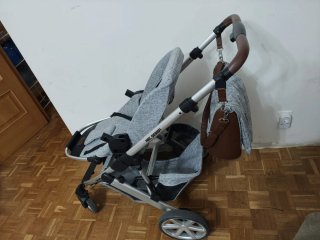 Cochecito de bebé gris ABC Design