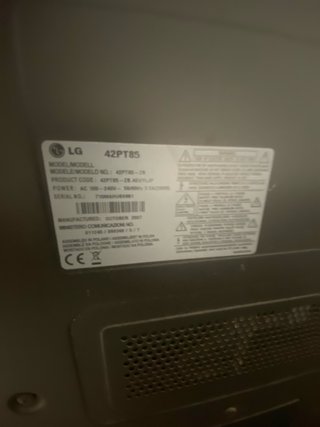 TV LG 42 Negro sin mando y mancha en pantalla