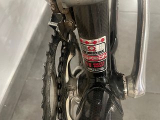 Bicicleta de carretera carbono KUIPS