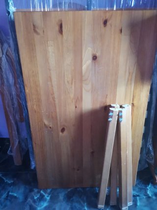 Mesa de madera natural