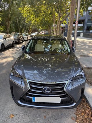 Lexus NX300h 2.5 2016