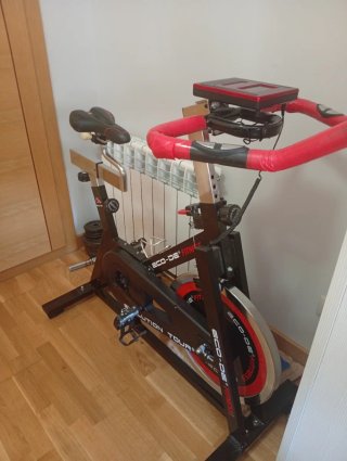 Bicicleta Estática Spinning Roja
