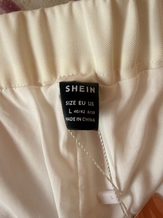 Shorts blancos SHEIN nuevos con etiqueta
