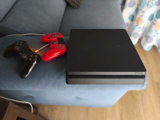 PS4 Slim 800GB Negra