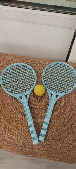 Racchette da tennis e palla