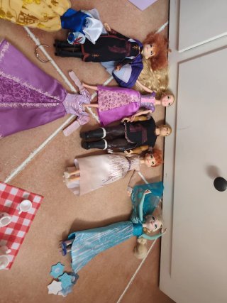 Muñecas Disney, castillo y accesorios