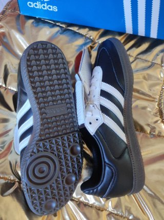Adidas Samba Zapatillas Negras y Blancas