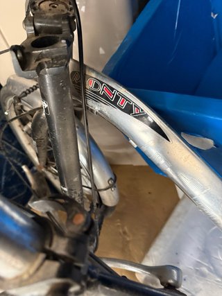 Bicicleta Monty F18 Nera