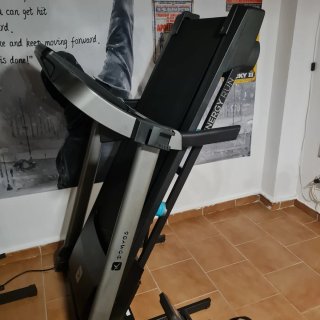 Cinta de correr, bicicleta elíptica y remo