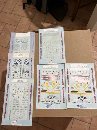 Microscale Decals - Set di decalcomanie 1-72