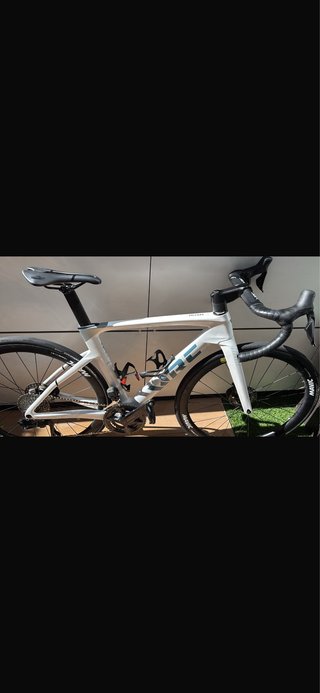 Bicicleta WRC Conor Carbono/Ruedas Mavic Cosmic