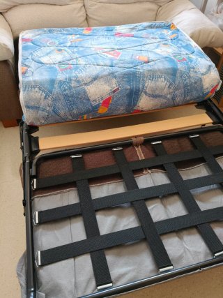 Sofá cama 2 plazas beige y marrón