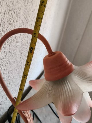 Lámpara de mesa flor rosa