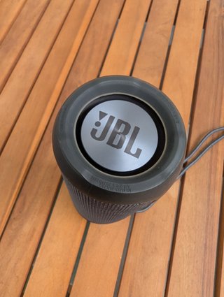 Coluna JBL Flip Essential Cinza
