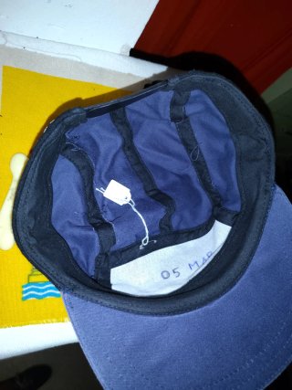 Gorra de agente azul y multicolor