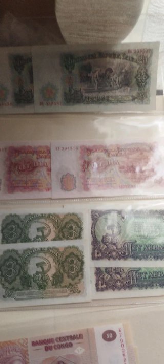 Lote parejas correlativas de billetes extranjeros