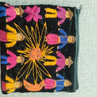 Bolso artesanal bordado étnico