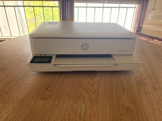 Impresora HP Envy 6132e Multifunción Blanca
