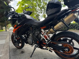 KTM 990 SUPERMOTO T