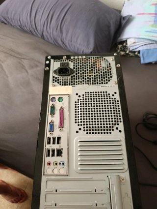 OKI PC Servidor/Trabajo Negro