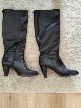 Botas piel tacón caña alta talla 40