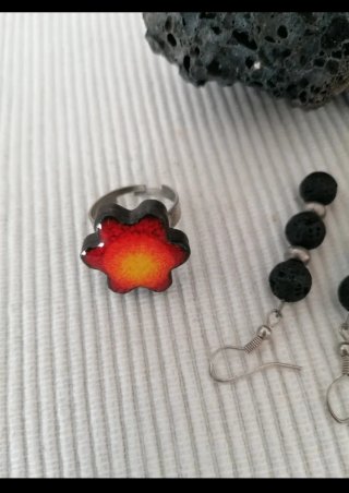 Pendientes y anillo de piedra volcánica + REGALO