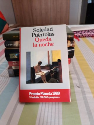 Queda la noche. Premio Planeta 1989.