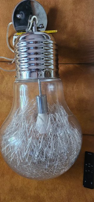 Lámpara Diseño Bombilla Cristal y Metal
