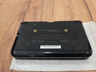 Nintendo 3DS LL Monster Hunter 4 Ed.especial JAP