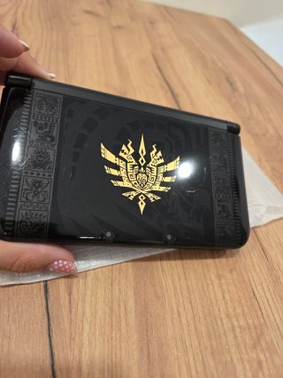 Nintendo 3DS LL Monster Hunter 4 Ed.especial JAP