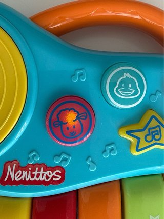 Teclado infantil luces y sonidos