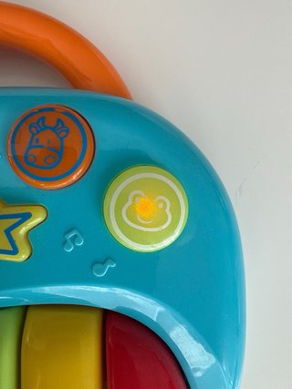 Teclado infantil luces y sonidos