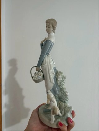 Figura porcelana NAO niña y cabra